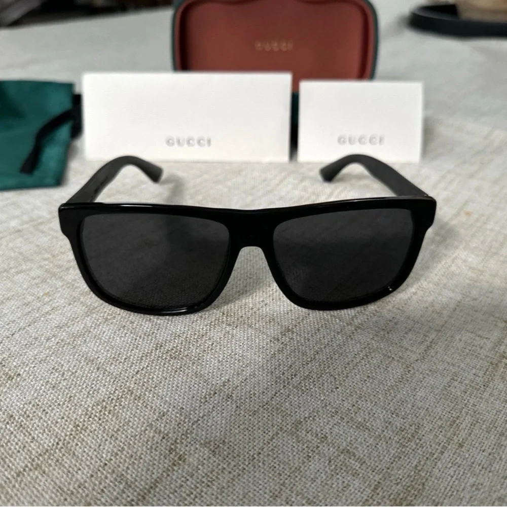 Gucci sunglasses - Picture 3 of 5